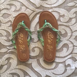 Naughty Monkey size 7 used.